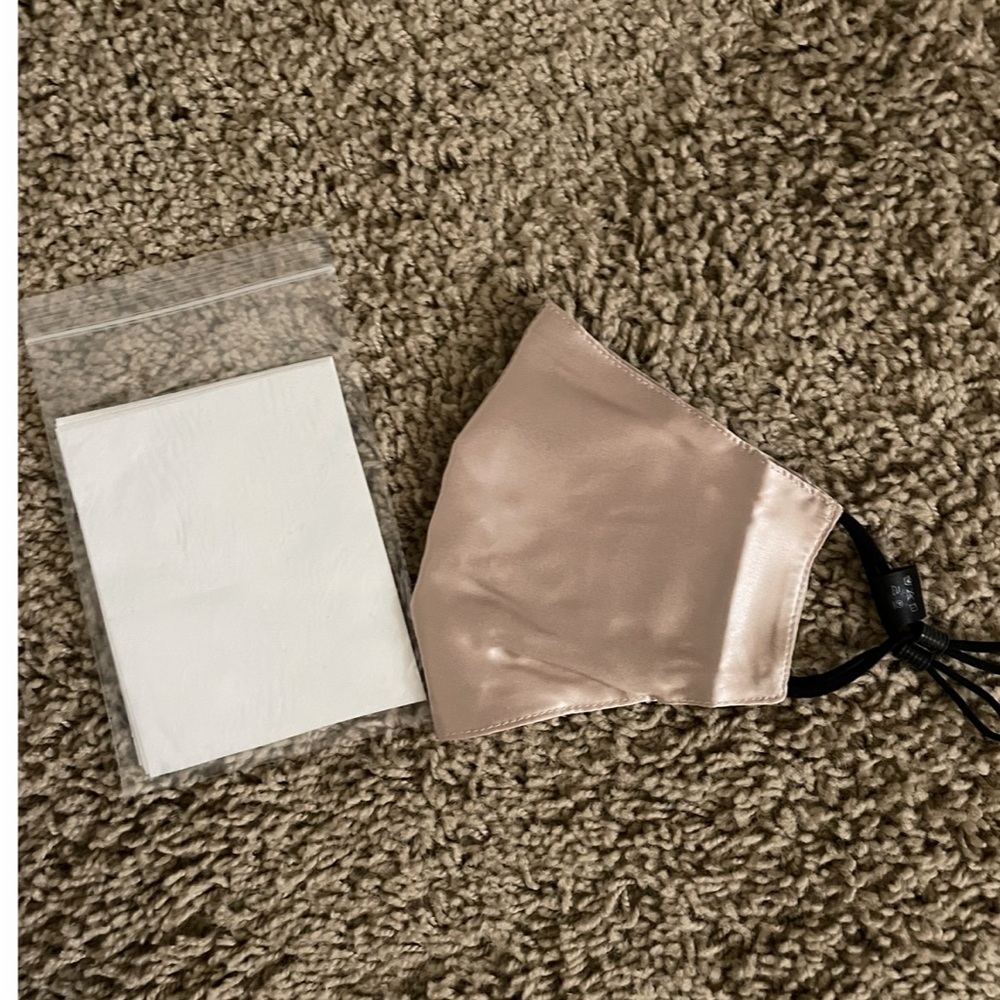 Silk face mask NWT